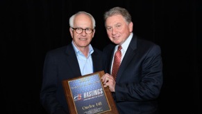Award is presented to Phil Kommers (left), Hastings vice president - aftermarket sales by Roy Kent, vice president, Federated Auto Parts (PRNewsFoto/Hastings Premium Filters)